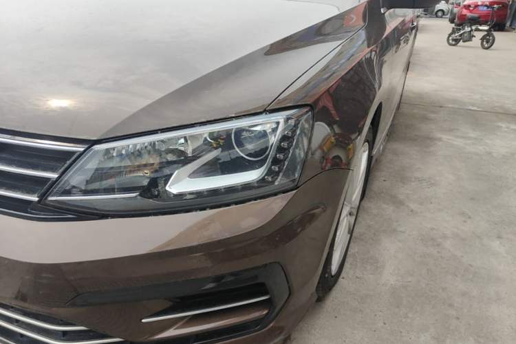 Used Volkswagen Sagitar 2018 280TSI DSG Ignite Edition Left Front Headlight