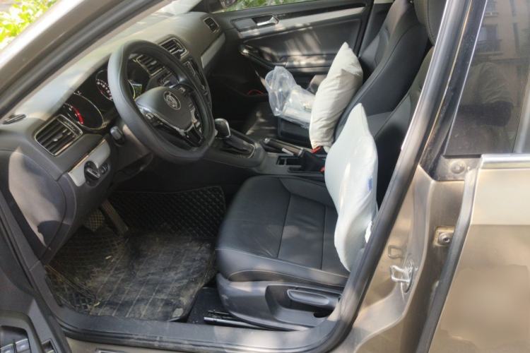 Used Volkswagen Sagitar 2018 280TSI DSG Comfort Model Left Front Seat