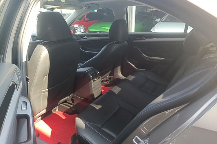 Used Volkswagen Sagitar 2018 280TSI DSG Comfort Model Left Rear Seat