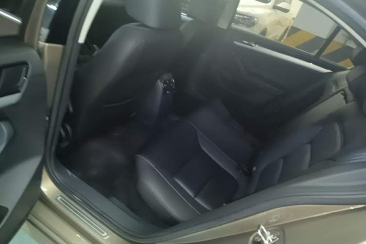 Used Volkswagen Sagitar 2018 280TSI DSG Ignite Edition Left Rear Seat