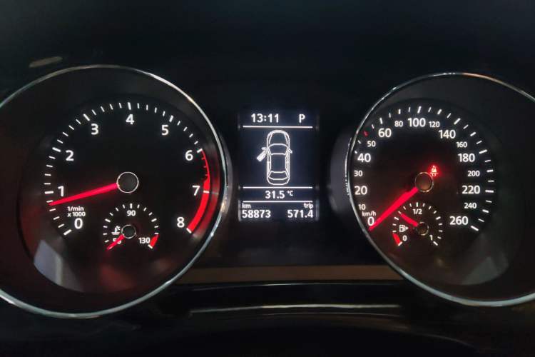 Used Volkswagen Sagitar 2018 280TSI DSG Ignite Edition Odometer Close Up