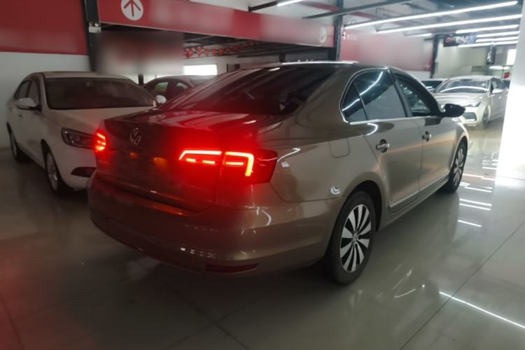 Used Volkswagen Sagitar 2018 1.6L Automatic Comfort Model Rear Right 45 Deg