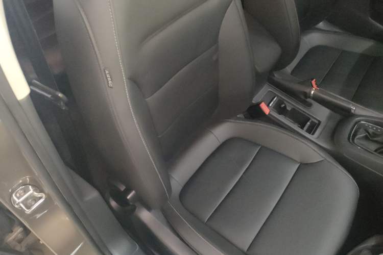 Used Volkswagen Sagitar 2018 280TSI DSG Ignite Edition Right Front Seat