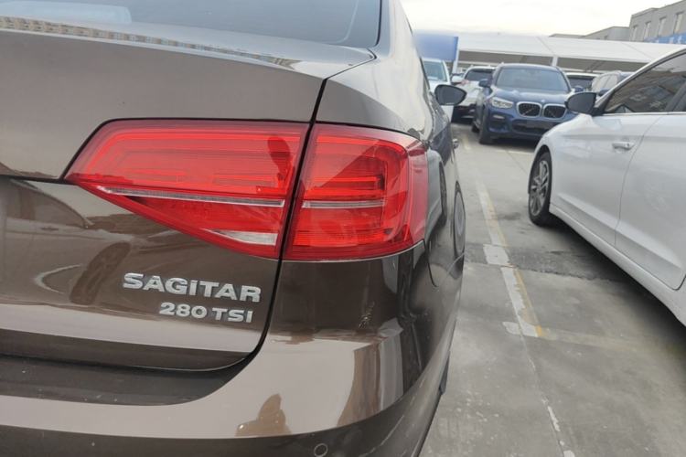 Used Volkswagen Sagitar 2018 280TSI DSG Ignite Edition Right Rear Taillight