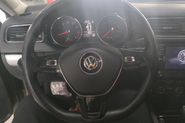 Used Volkswagen Sagitar 2018 280TSI DSG Ignite Edition Steering Wheel