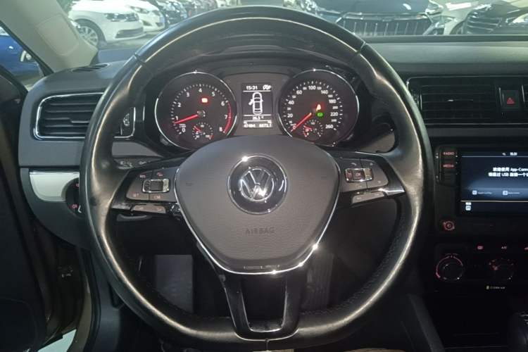 Used Volkswagen Sagitar 2018 280TSI DSG Ignite Edition Steering Wheel