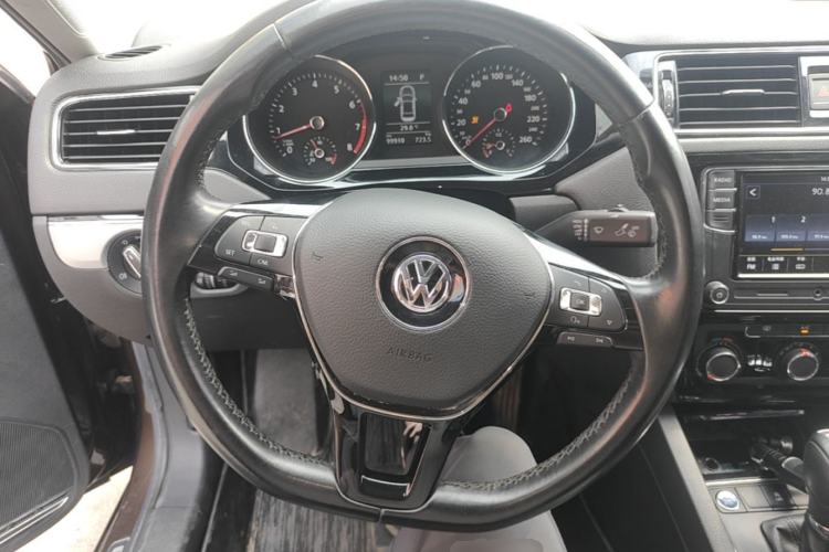 Used Volkswagen Sagitar 2018 280TSI DSG Ignite Edition Steering Wheel