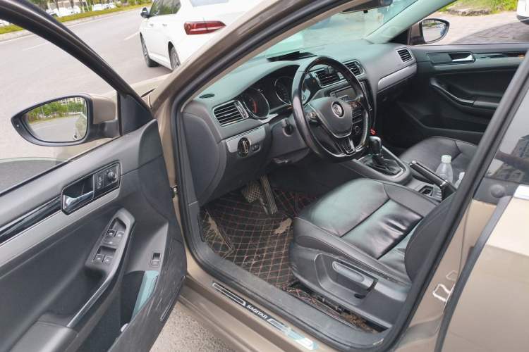 Used Volkswagen Sagitar 2018 280TSI DSG Comfort Model Driver Seat