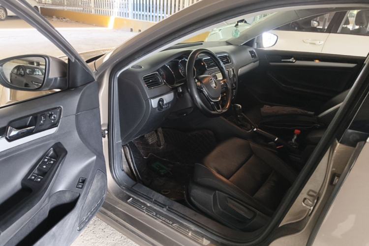 Used Volkswagen Sagitar 2018 280TSI DSG Comfort Model Driver Seat