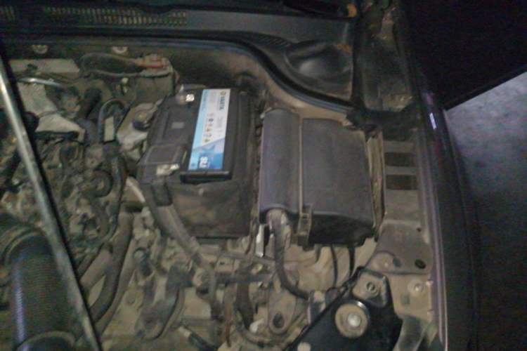 Used Volkswagen Sagitar 2018 1.6L Automatic Comfort Model Engine Bay Left