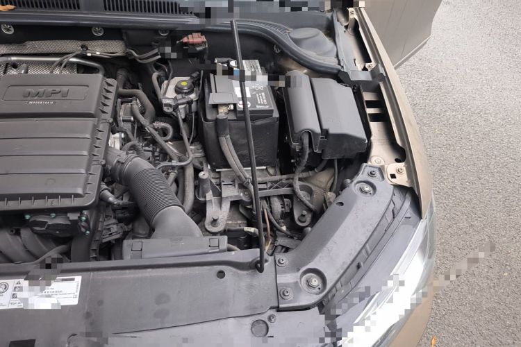 Used Volkswagen Sagitar 2018 1.6L Automatic Comfort Model Engine Bay Left