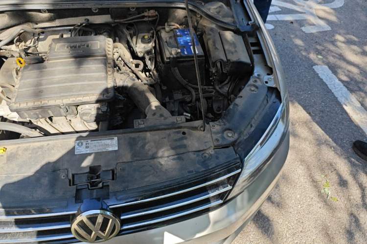 Used Volkswagen Sagitar 2018 1.6L Automatic Comfort Model Engine Bay Left