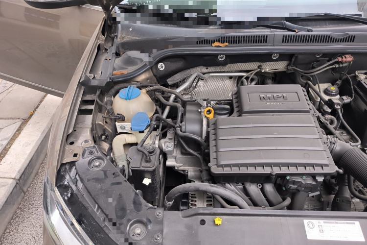 Used Volkswagen Sagitar 2018 1.6L Automatic Comfort Model Engine Bay Right