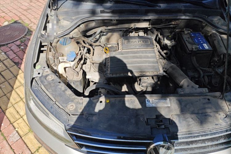 Used Volkswagen Sagitar 2018 1.6L Automatic Comfort Model Engine Bay Right