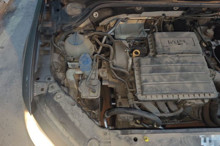 Used Volkswagen Sagitar 2018 1.6L Automatic Comfort Model Engine Bay Right