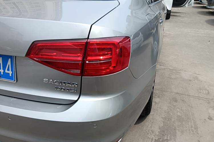 Used Volkswagen Sagitar 2018 180TSI DSG Prestige Edition Exterior 3