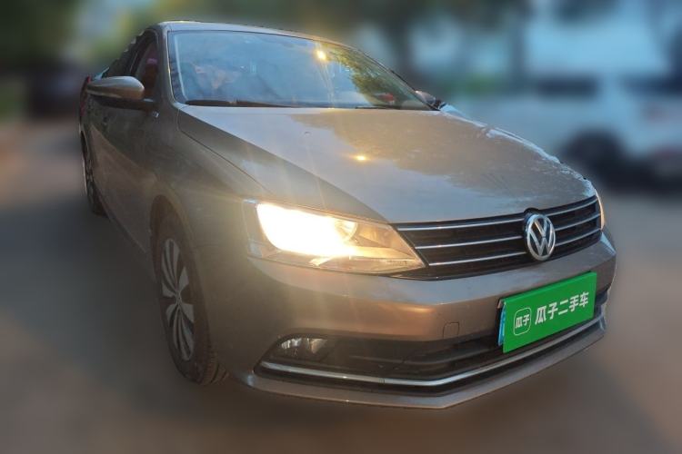 Used Volkswagen Sagitar 2018 1.6L Automatic Comfort Model Front Right 45 Deg