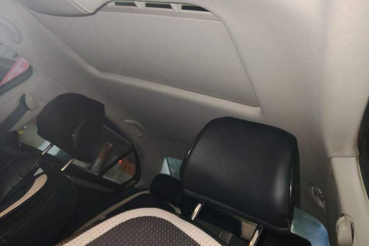 Used Volkswagen Sagitar 2018 1.6L Automatic Comfort Model Headliner