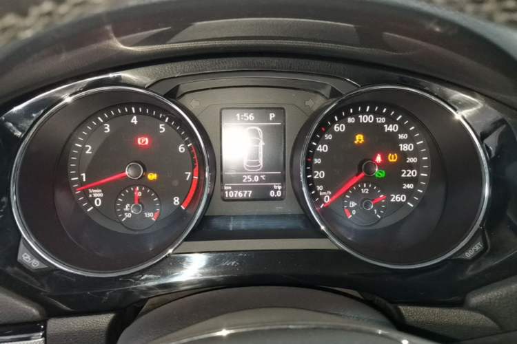 Used Volkswagen Sagitar 2018 280TSI DSG Comfort Model Instrument Cluster