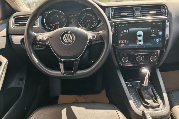 Used Volkswagen Sagitar 2018 280TSI DSG Comfort Model Interior 2