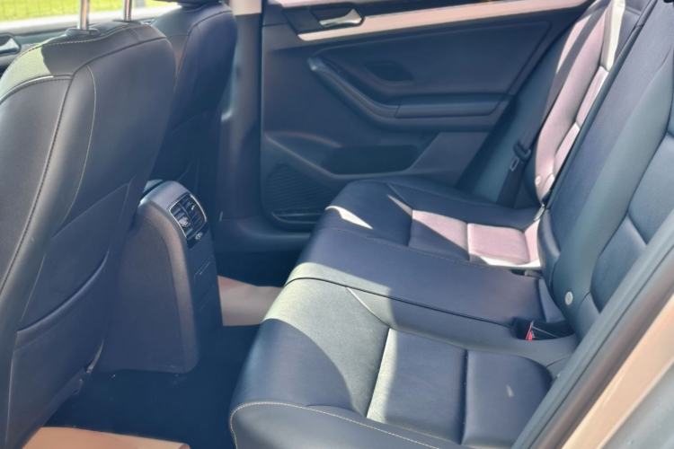 Used Volkswagen Sagitar 2018 280TSI DSG Comfort Model Interior 3