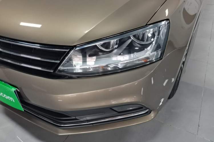 Used Volkswagen Sagitar 2018 280TSI DSG Comfort Model Left Front Headlight