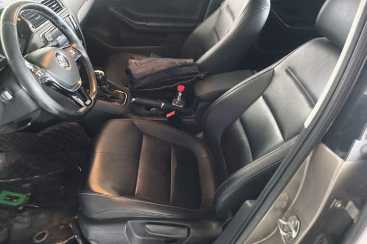 Used Volkswagen Sagitar 2018 280TSI DSG Comfort Model Left Front Seat
