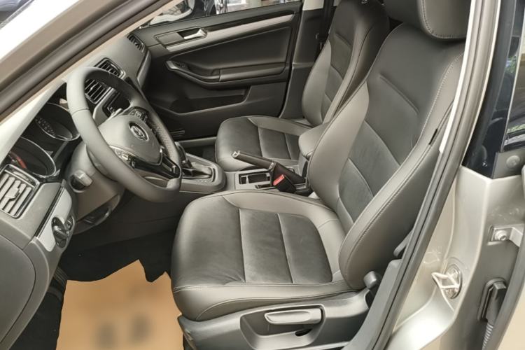 Used Volkswagen Sagitar 2018 280TSI DSG Ignite Edition Left Front Seat