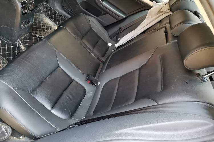 Used Volkswagen Sagitar 2018 1.6L Automatic Comfort Model Left Rear Seat