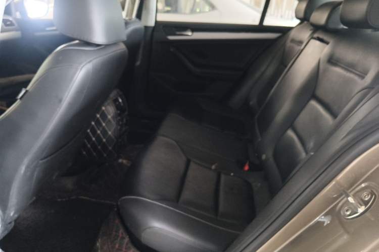 Used Volkswagen Sagitar 2018 280TSI DSG Comfort Model Left Rear Seat