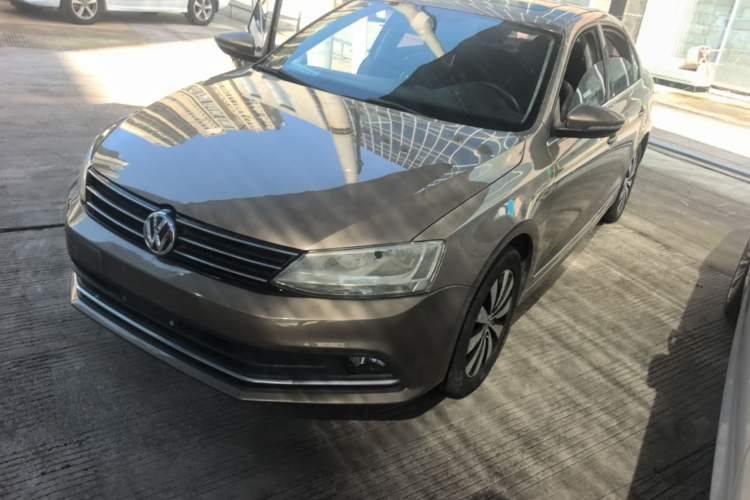 Used Volkswagen Sagitar 2018 1.6L Automatic Comfort Model Guazi used car, China used car export, Used car for sale, Used cars, Cheapest cars for sale