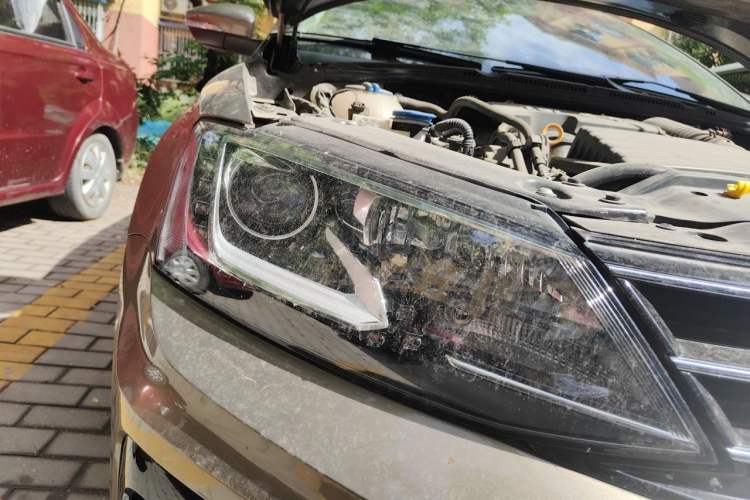 Used Volkswagen Sagitar 2018 280TSI DSG Ignite Edition Right Front Headlight