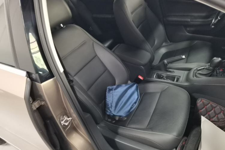 Used Volkswagen Sagitar 2018 280TSI DSG Comfort Model Right Front Seat