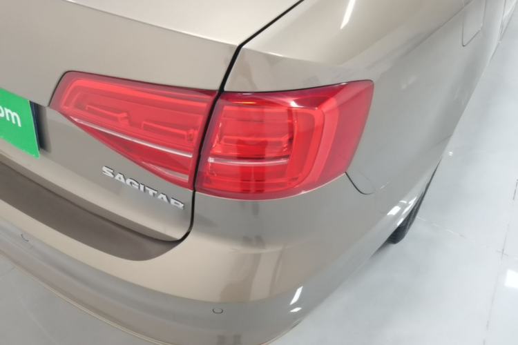 Used Volkswagen Sagitar 2018 280TSI DSG Comfort Model Right Rear Taillight