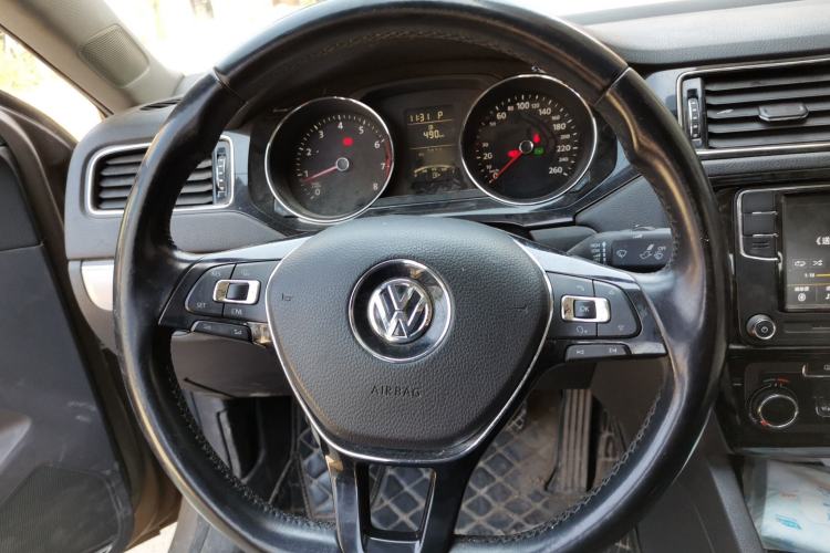 Used Volkswagen Sagitar 2018 1.6L Automatic Comfort Model Steering Wheel