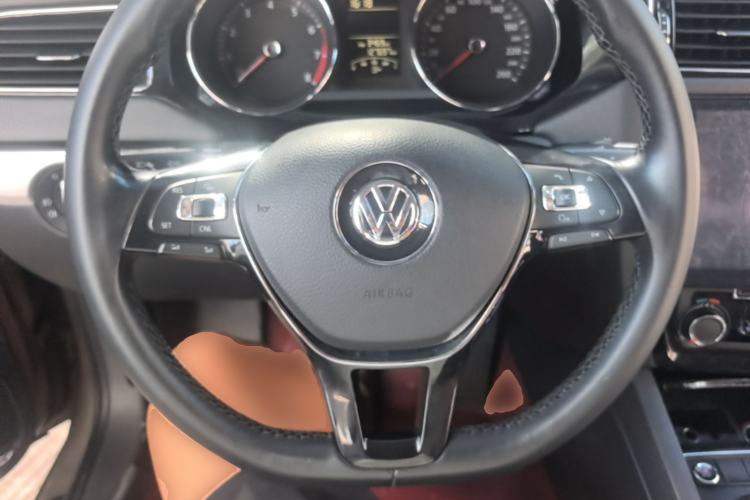 Used Volkswagen Sagitar 2018 1.6L Automatic Comfort Model Steering Wheel