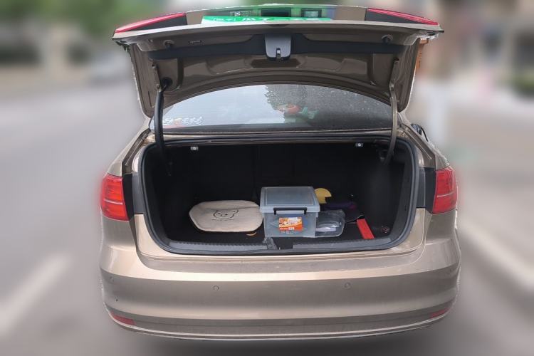 Used Volkswagen Sagitar 2018 1.6L Automatic Comfort Model Trunk