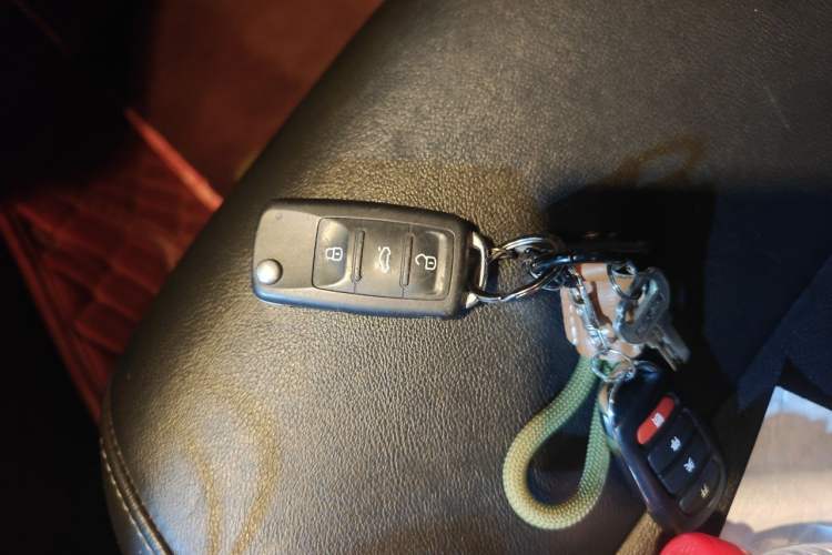 Used Volkswagen Sagitar 2018 180TSI DSG Prestige Edition Vehicle Key