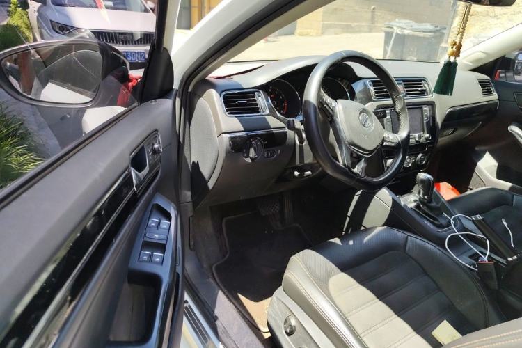 Used Volkswagen Sagitar 2018 280TSI DSG Luxury Model Driver Seat