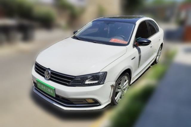 Volkswagen Sagitar 2018 280TSI DSG Luxury Model de segunda mano