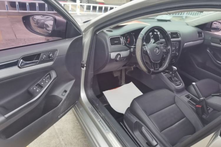Used Volkswagen Sagitar 2018 280TSI DSG Ignite Edition Driver Seat