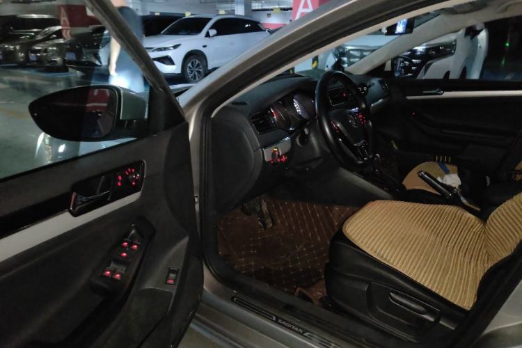 Used Volkswagen Sagitar 2018 1.6L Automatic Comfort Model Driver Seat