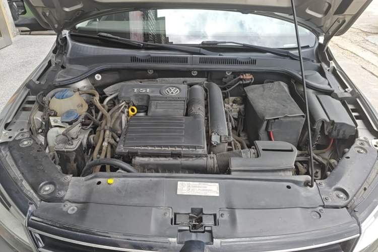 Used Volkswagen Sagitar 2018 280TSI DSG Comfort Model Engine Bay