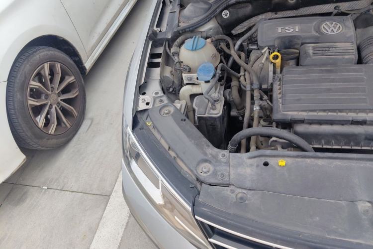Used Volkswagen Sagitar 2018 280TSI DSG Ignite Edition Engine Bay Right