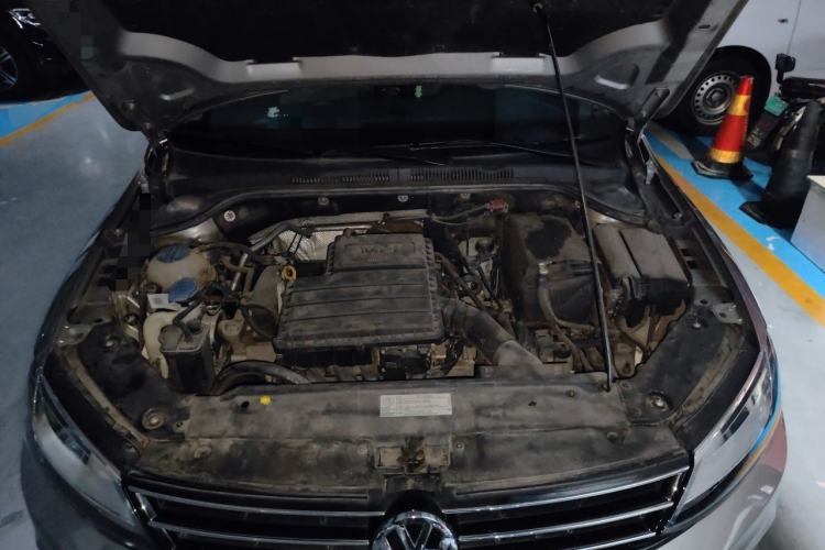 Used Volkswagen Sagitar 2018 1.6L Automatic Comfort Model Engine Bay