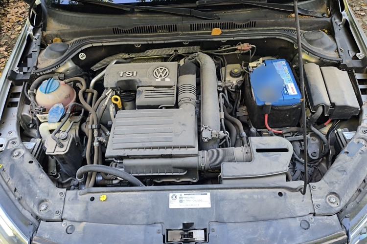 Used Volkswagen Sagitar 2018 280TSI DSG Luxury Model Engine Bay