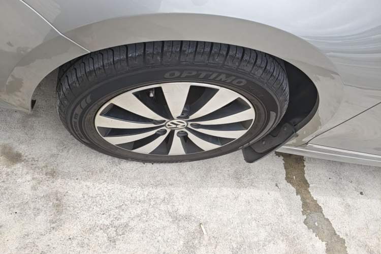 Used Volkswagen Sagitar 2018 280TSI DSG Comfort Model Exterior 4