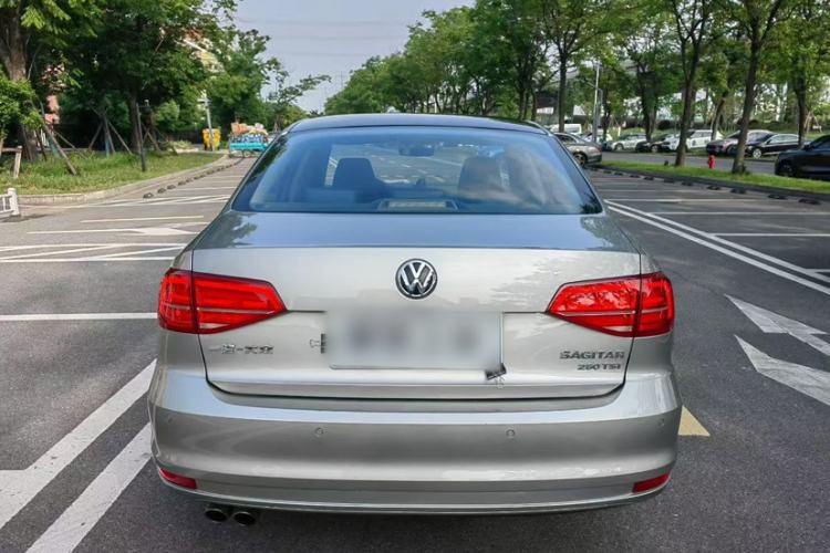 Used Volkswagen Sagitar 2018 280TSI DSG Luxury Model Exterior 5