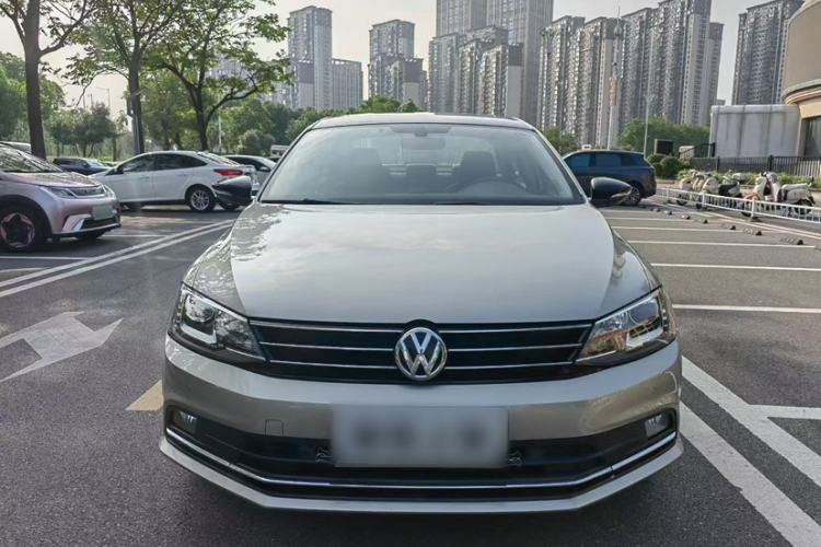 Used Volkswagen Sagitar 2018 280TSI DSG Luxury Model Exterior 7