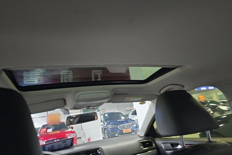 Used Volkswagen Sagitar 2018 280TSI DSG Ignite Edition Headliner